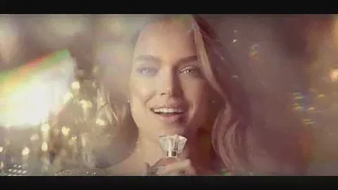 Парфюмерная вода Avon Luminata