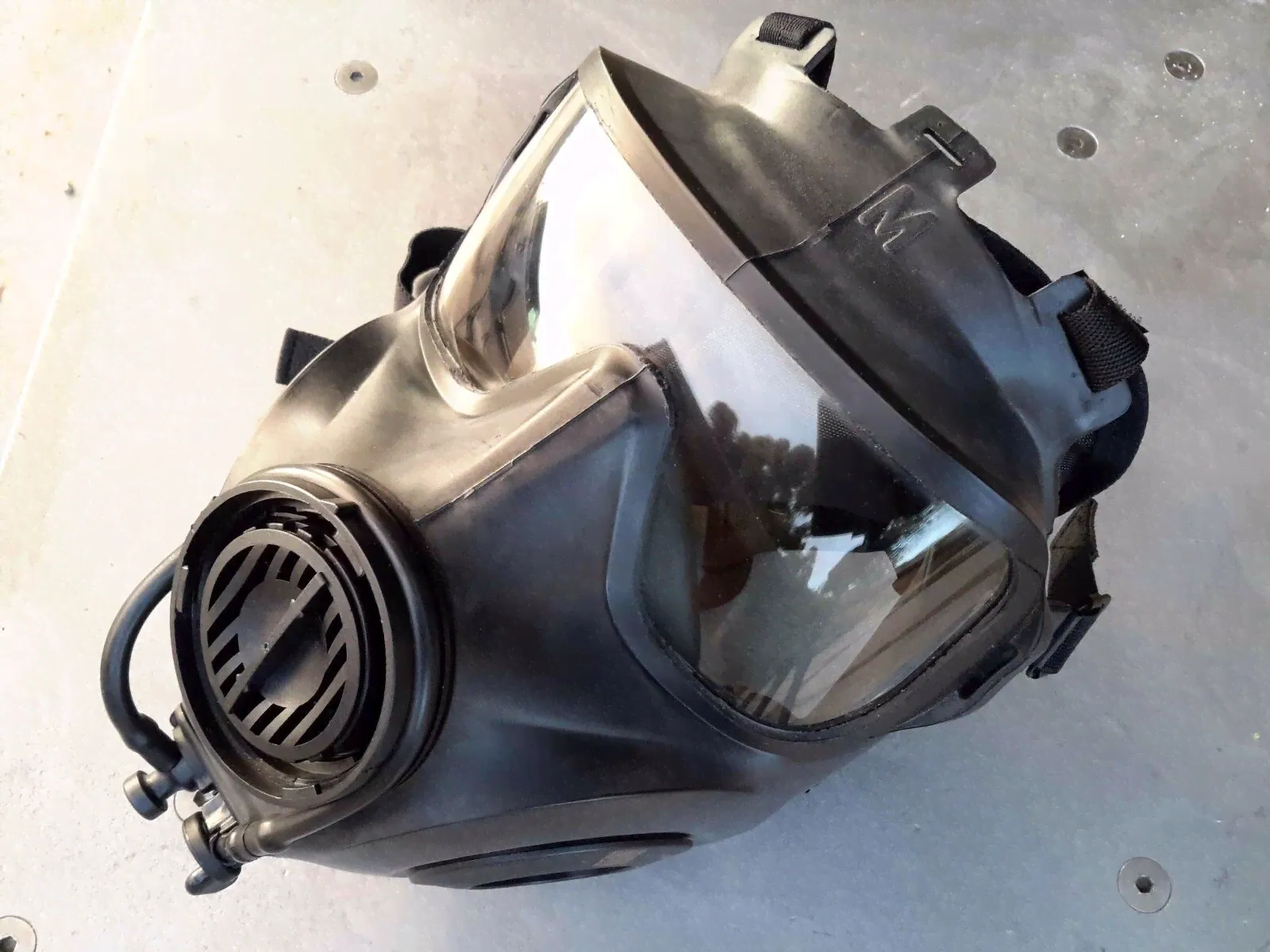 AVON FM53 The premier Avon Gas Mask LH MEDIUM w CBRN Avon 40mm NATO Filter SWEET-0