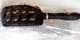 AVON PRO VENTED PADDLE BRUSH DETANGLE IN THE SHOWER OR PERFECT FOR BLOW DRYING