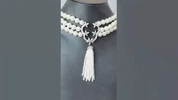 Avon jewellery display September 2019