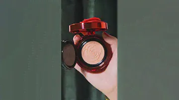 What’s in my bag: holiday party edition