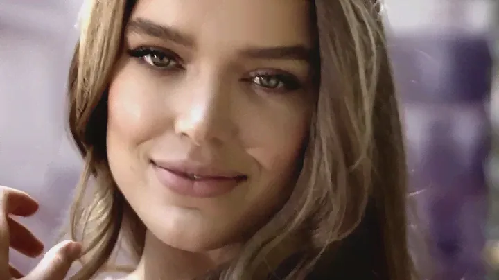 Аромат от  Avon 'Luminata'