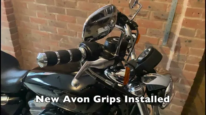 Harley Davidson Sportster - New Grips fitted (Avon grips)