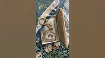 Винтажное ожерелье с кулоном-лупой Avon